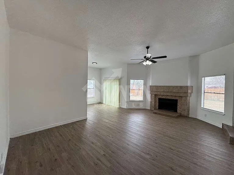 8750 Shallow Ridge Dr — Photo 8