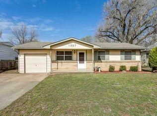 1227 N Smith St, Wichita, KS 67212