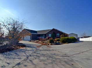 5145 S 5725 W, Hooper, UT 84315
