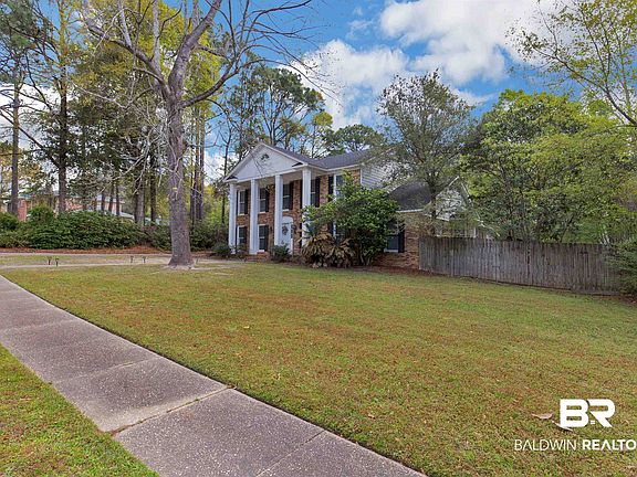 2nd image of 1621 Indian Trail Dr