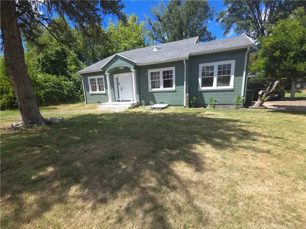 422 1st St, Upper Lake, CA 95485