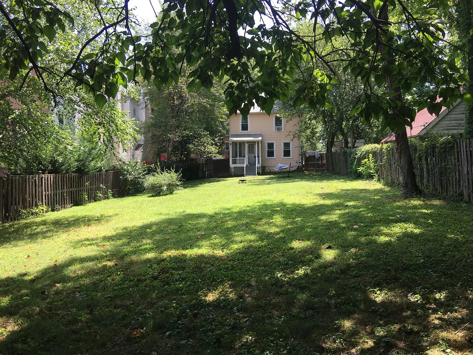 3 bed, 2000 sqft, $3,900 — Photo 3