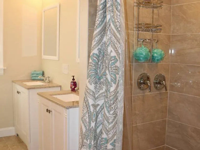 139-141 Oakland Ave #3 — Photo 4