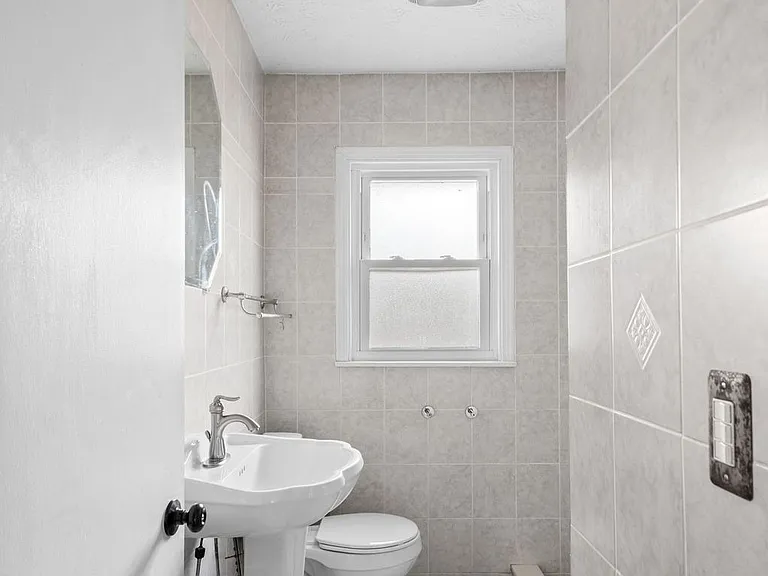5023 Packard Dr — Photo 27