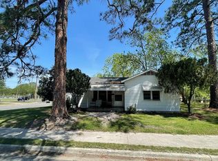 613 Magnolia St, Douglas, GA 31533