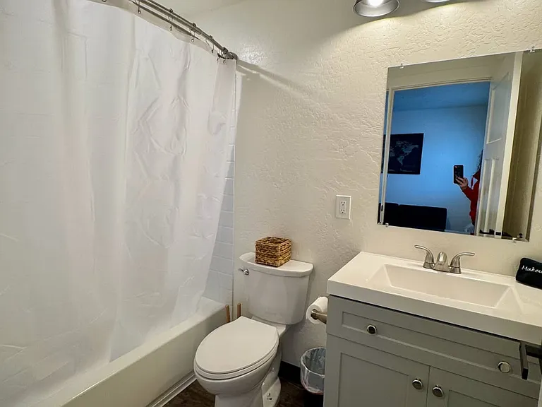 316 E Flaming Gorge Way #203 — Photo 4