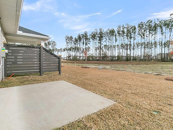 2nd image of 727 Ebb Tide Rd. #85