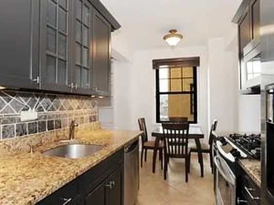 Rented by Corcoran | media 17