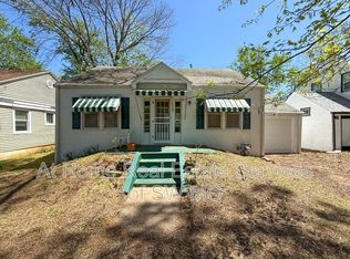 1220 S Pennsylvania Ave, Springfield, MO 65807