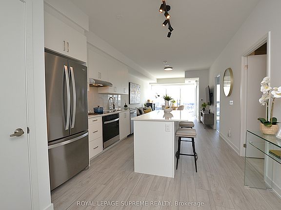 3rd image of 1035 Southdown Rd #1108