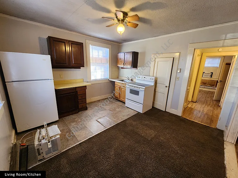 1504 Argent Ct #C — Photo 7