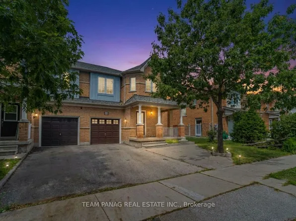 82 Starhill Cres, Brampton, ON L6R 2W1