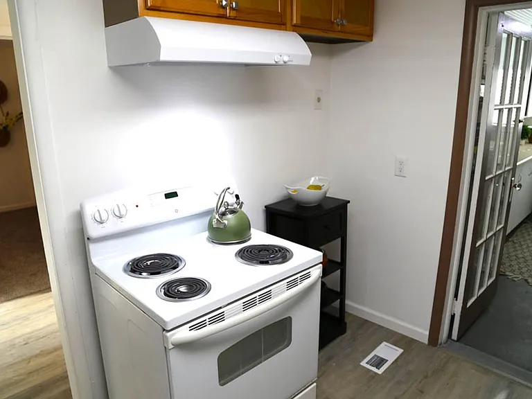2610 SW 3rd St — Photo 7