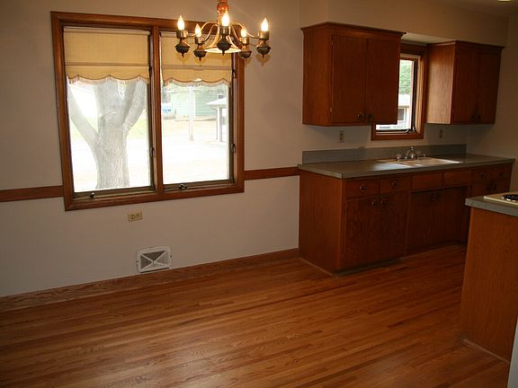 2nd image of 4752 Twin Lake Ave