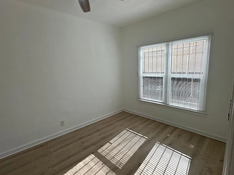 315 N Spaulding Ave #3 — Photo 10
