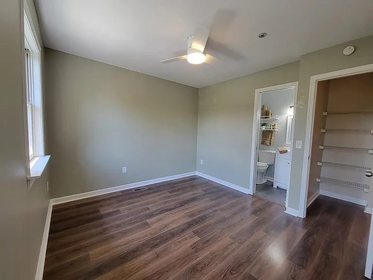 2135 N 2nd St — Photo 16