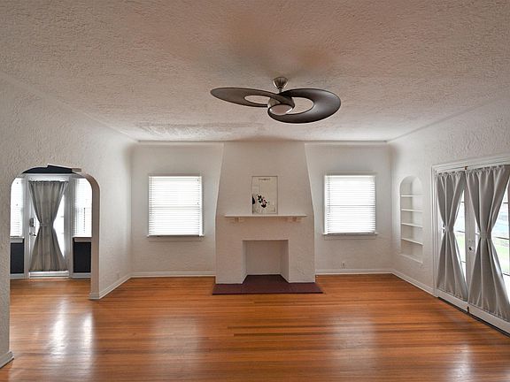 3rd image of 816 Obispo Ave