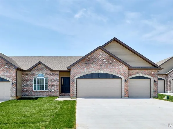 12 Canyon Creek Ct, Moscow Mills, MO 63362