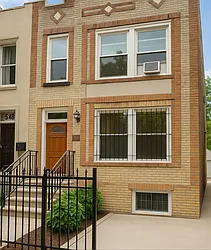 546 Hinsdale Street