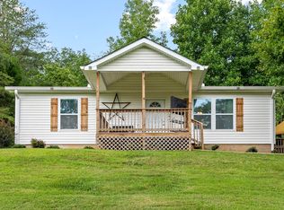 1026 Forestwood Rd, Ashland City, TN 37015