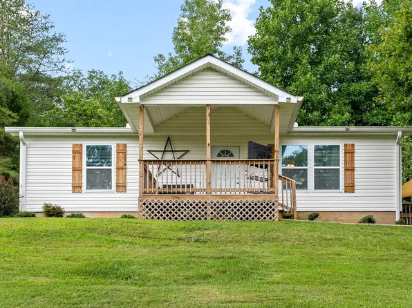 1026 Forestwood Rd, Ashland City, TN 37015