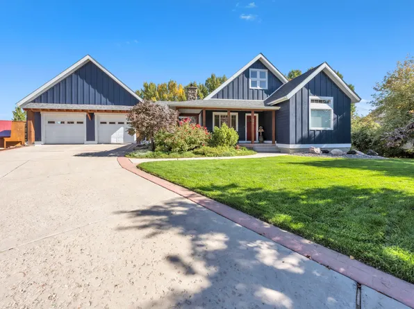 550 N 200 E, Wellsville, UT 84339