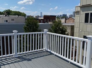 1131 Carpenter St, Philadelphia, PA 19147