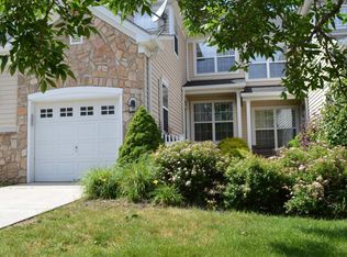 10 Stern Light Dr, Mount Laurel, NJ 08054