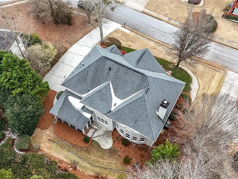 2570 Wood Creek Ct — Photo 4