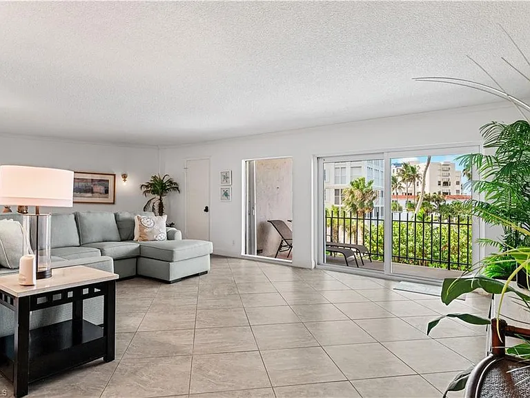 3399 Gulf Shore Blvd N #309 — Photo 18
