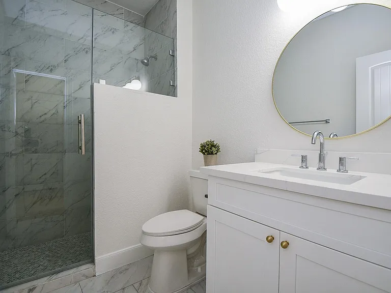 18 Hadlock Pl — Photo 27
