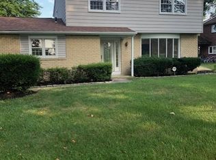 653 Reeves Ln, Warminster, PA 18974