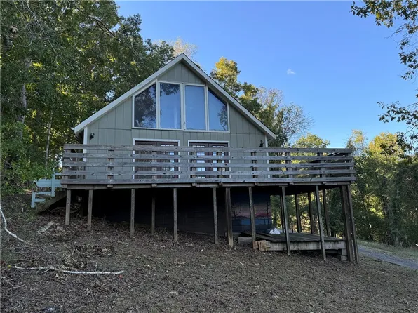 108 Gordon Dr, Central, SC 29630