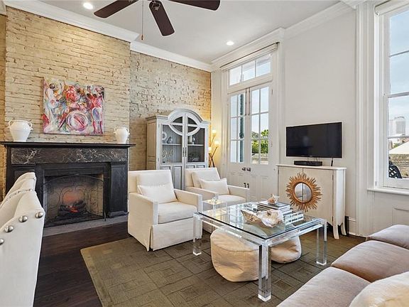 2nd image of 1303 Burgundy St APT 7