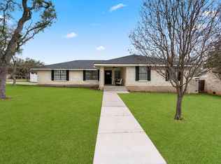 401 Innwood Dr, Georgetown, TX 78628