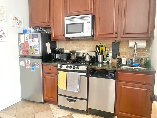 Rented by Corcoran | media 14