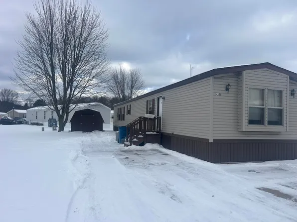 4150 Whisperwood Way S, Muskegon, MI 49442