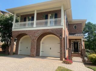 2629 Peachleaf St, Raleigh, NC 27614