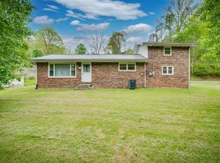 1059 Mew Rd, Castlewood, VA 24224