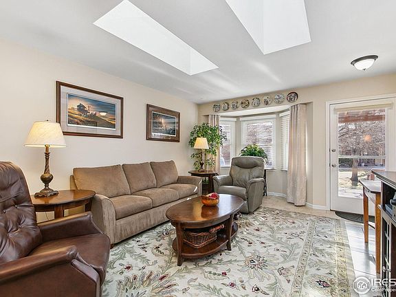 5th image of 3461 Laredo Ln #3461-M 3