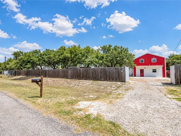 1312 N Verne St, Rockport, TX 78382