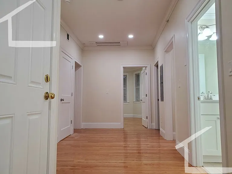 12 Harris St #2 — Photo 10