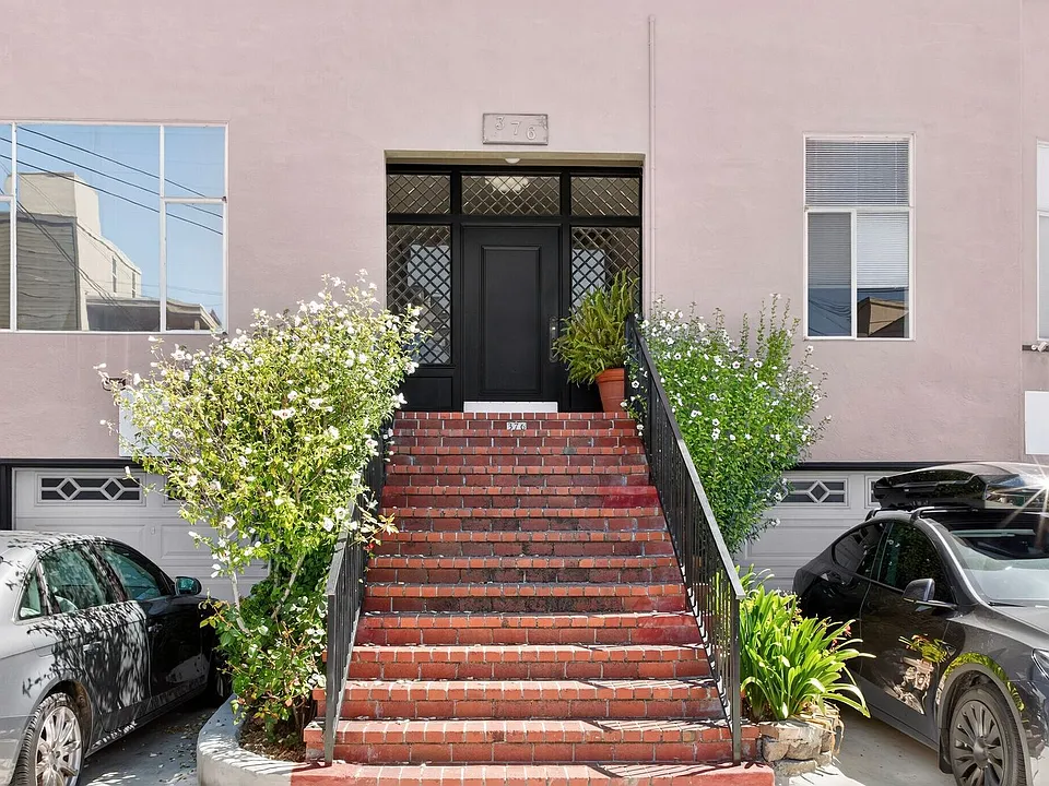 376 Staten Ave #3
