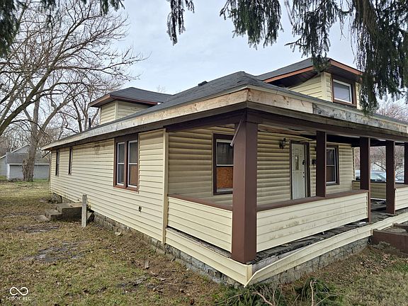 3rd image of 1503 Arrow Ave