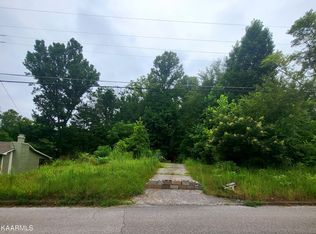 530 Sleepy Hollow Rd, Oliver Springs, TN 37840