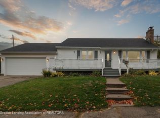 2800 Chatham Rd, Lansing, MI 48910