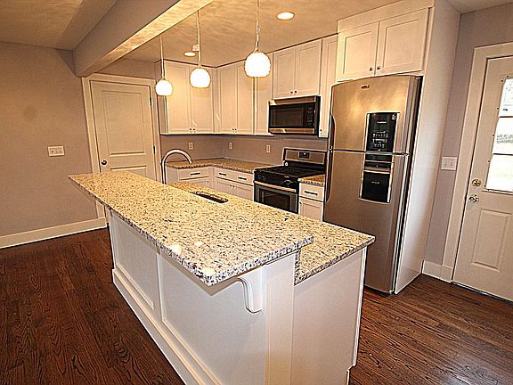 Custom Breakfast Bar