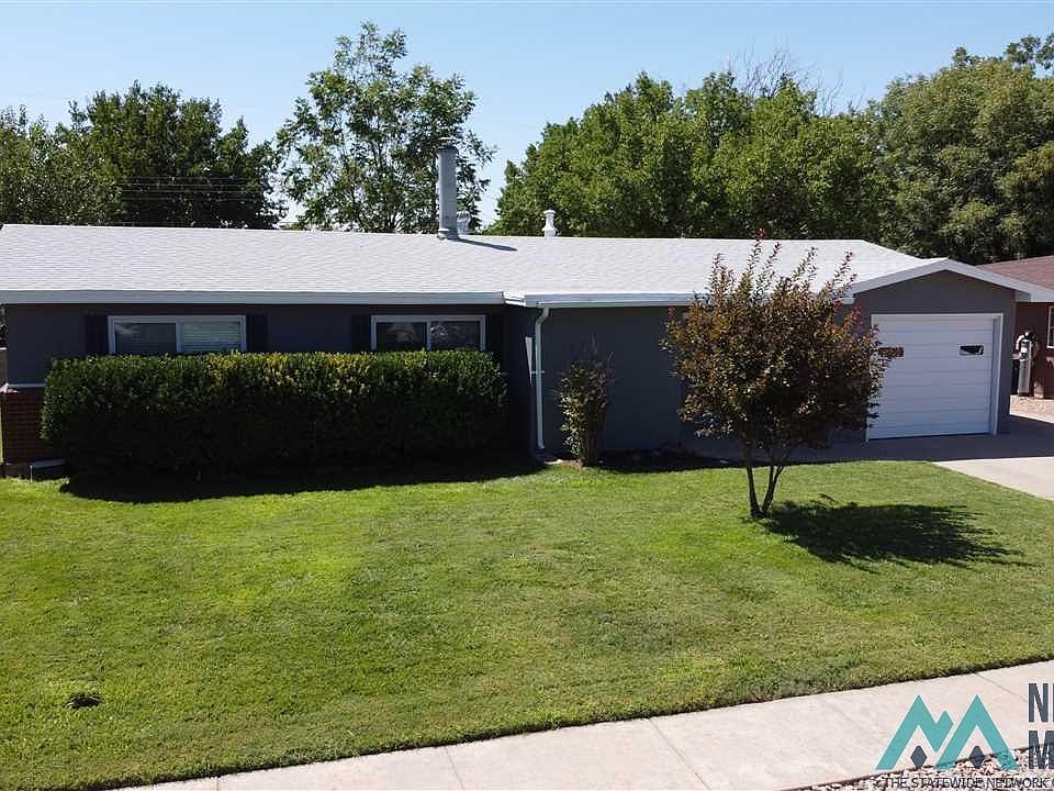 1st image of 1106 W Princeton Dr