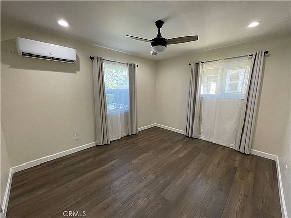 5th image of 421 E F St #D