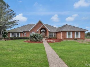 17819 Argonne Estates Dr, Florissant, MO